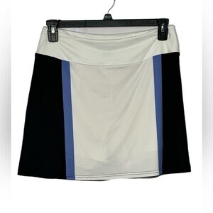 Golftini Woman’s Golf Skirt Black and White size XL Athletic Built in Shorts NWT